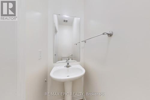 72 Brock Avenue, Markham, ON - Indoor Photo Showing Bathroom