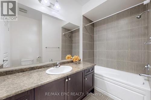 72 Brock Avenue, Markham, ON - Indoor Photo Showing Bathroom