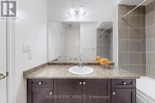 72 Brock Avenue, Markham, ON - Indoor Photo Showing Bathroom