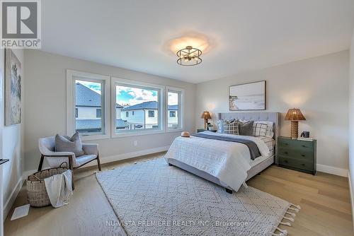 2318 Wickerson Road, London, ON - Indoor Photo Showing Bedroom