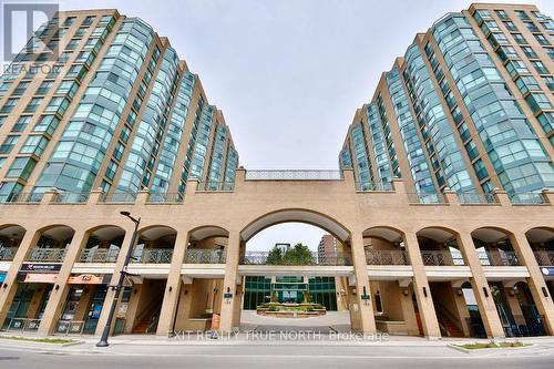 1208 - 140 Dunlop Street E, Barrie (City Centre), ON - Outdoor With Facade