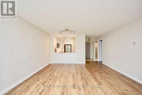 1208 - 140 Dunlop Street E, Barrie, ON - Indoor