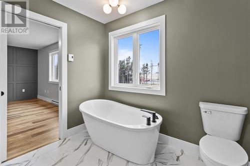 8 Badger Place, Mount Pearl, NL - Indoor Photo Showing Bathroom