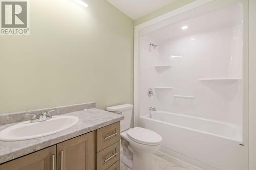 57 Dominic Drive, Conception Bay South, NL - Indoor Photo Showing Bathroom