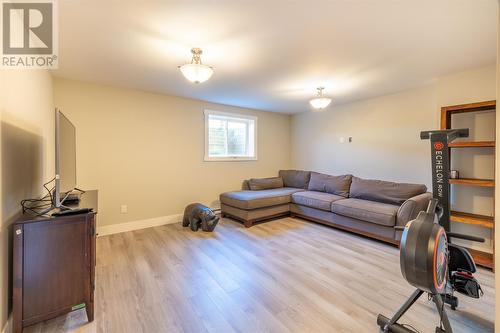 6 Shriners Road, St John'S, NL - Indoor