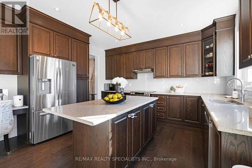 6 Hespeler Street, Brampton (Bram West), ON - Indoor Photo Showing Kitchen