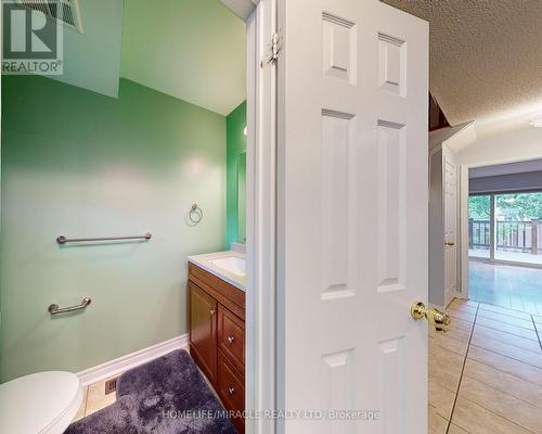 36 Mannel Crescent, Brampton, ON - Indoor Photo Showing Bathroom