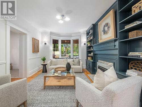 138 Waverley Road, Toronto (The Beaches), ON - Indoor Photo Showing Living Room With Fireplace