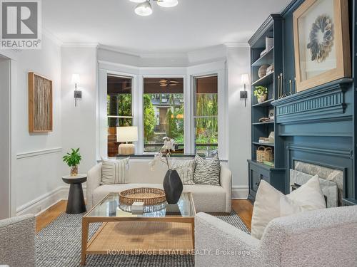 138 Waverley Road, Toronto (The Beaches), ON - Indoor Photo Showing Living Room With Fireplace