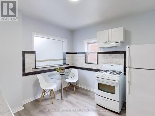 51 Mould Avenue, Toronto (Rockcliffe-Smythe), ON - Indoor Photo Showing Kitchen