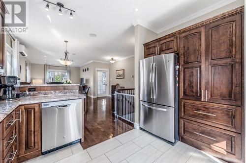 88 Kenai Crescent, St. John'S, NL - Indoor Photo Showing Kitchen