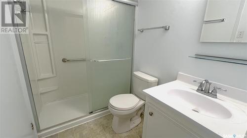 716 4045 Rae Street, Regina, SK - Indoor Photo Showing Bathroom