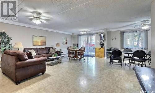 716 4045 Rae Street, Regina, SK - Indoor Photo Showing Living Room