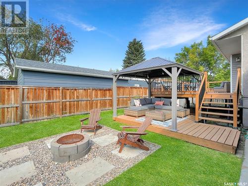 278 Albany Crescent, Saskatoon, SK - Outdoor With Deck Patio Veranda With Backyard