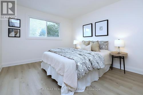 65 Hesp Drive, Caledon (Bolton West), ON - Indoor Photo Showing Bedroom