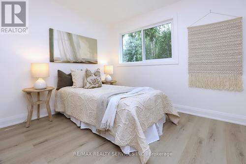 65 Hesp Drive, Caledon, ON - Indoor Photo Showing Bedroom