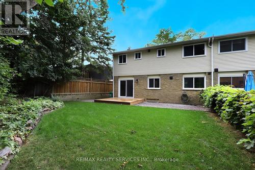 65 Hesp Drive, Caledon, ON - Outdoor