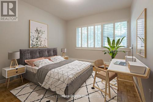 723 - 21 Dale Avenue, Toronto (Rosedale-Moore Park), ON - Indoor Photo Showing Bedroom