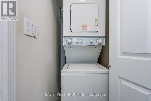 1008 - 1 Pemberton Avenue, Toronto, ON - Indoor Photo Showing Laundry Room