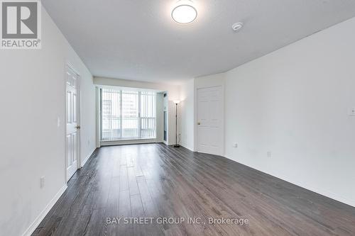 1008 - 1 Pemberton Avenue, Toronto, ON - Indoor Photo Showing Other Room