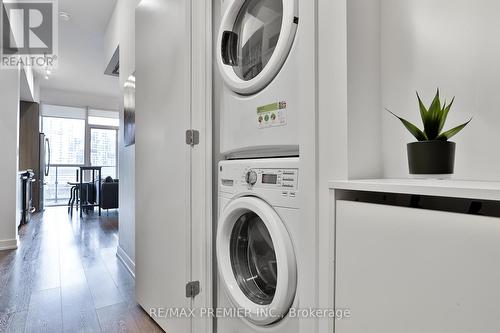 710 - 50 Bruyeres Mews, Toronto (Waterfront Communities), ON - Indoor Photo Showing Laundry Room