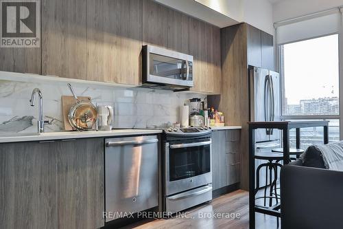 710 - 50 Bruyeres Mews, Toronto (Waterfront Communities), ON - Indoor Photo Showing Kitchen With Stainless Steel Kitchen With Upgraded Kitchen