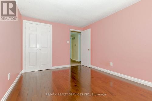 1039 Runnymead Crescent, Oakville, ON - Indoor Photo Showing Other Room