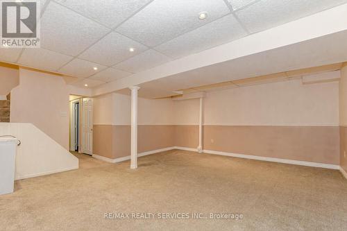 1039 Runnymead Crescent, Oakville, ON - Indoor