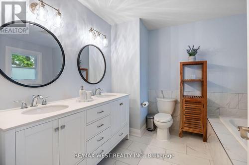 56 Orchard Park Drive, Clarington (Bowmanville), ON - Indoor Photo Showing Bathroom