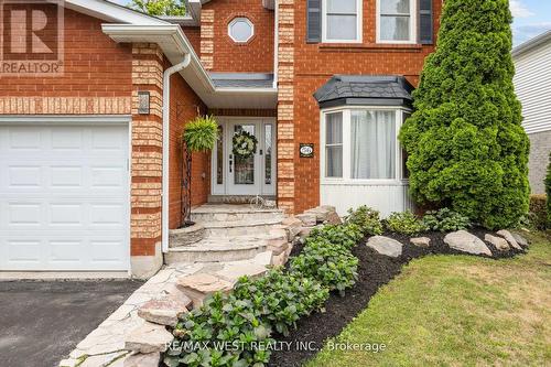 56 Orchard Park Drive, Clarington (Bowmanville), ON - Outdoor