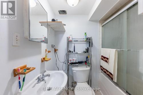 3 Shoreview Drive, Toronto, ON - Indoor Photo Showing Bathroom