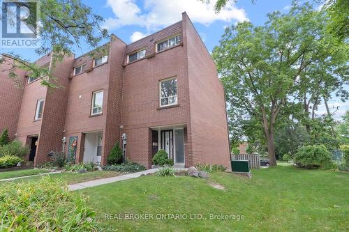 9 - 106 Wales Avenue, Markham, ON - Outdoor