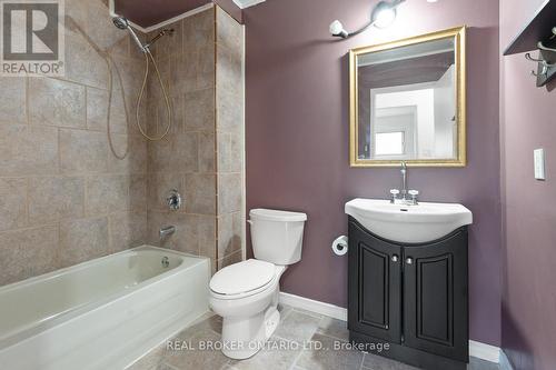 9 - 106 Wales Avenue, Markham (Old Markham Village), ON - Indoor Photo Showing Bathroom