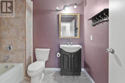 9 - 106 Wales Avenue, Markham (Old Markham Village), ON - Indoor Photo Showing Bathroom