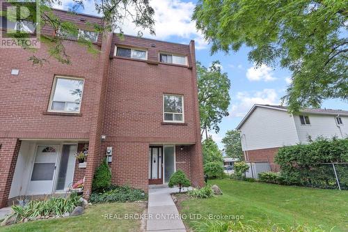 9 - 106 Wales Avenue, Markham, ON - Outdoor