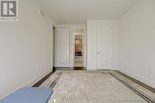 39 Tesla Crescent, East Gwillimbury (Holland Landing), ON - Indoor Photo Showing Other Room