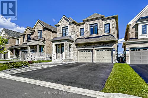 39 Tesla Crescent, East Gwillimbury, ON - Outdoor With Facade