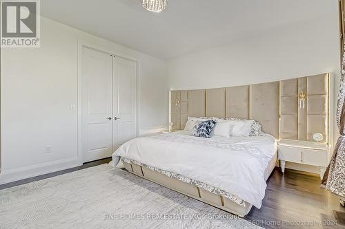 39 Tesla Crescent, East Gwillimbury, ON - Indoor Photo Showing Bedroom