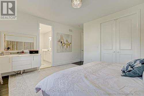 39 Tesla Crescent, East Gwillimbury, ON - Indoor Photo Showing Bedroom