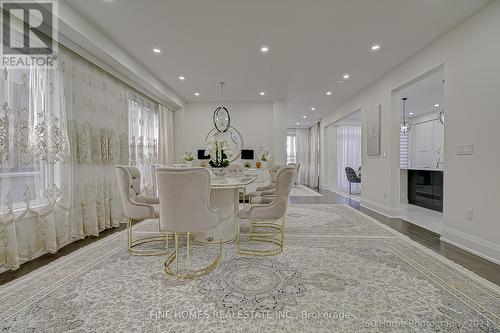 39 Tesla Crescent, East Gwillimbury, ON - Indoor Photo Showing Dining Room