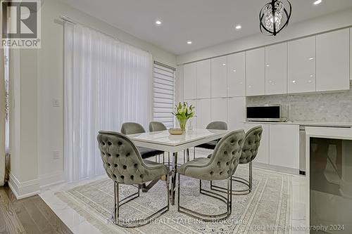 39 Tesla Crescent, East Gwillimbury (Holland Landing), ON - Indoor Photo Showing Dining Room