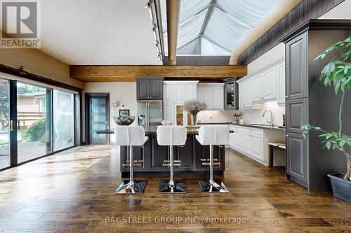 19 West Park Boulevard, Whitchurch-Stouffville, ON - Indoor Photo Showing Kitchen