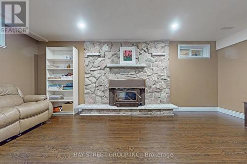 19 West Park Boulevard, Whitchurch-Stouffville, ON - Indoor With Fireplace