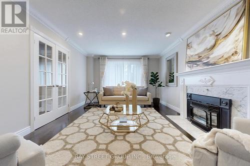 19 West Park Boulevard, Whitchurch-Stouffville, ON - Indoor Photo Showing Living Room With Fireplace