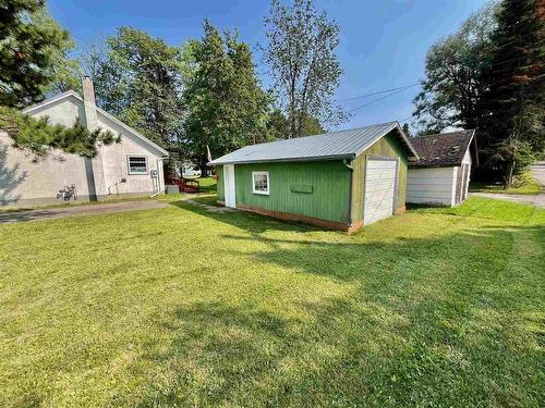 132 King Street, Dryden, ON - Outdoor