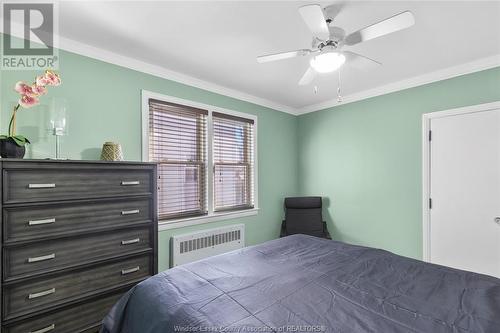 857 Thompson Boulevard, Windsor, ON - Indoor Photo Showing Bedroom