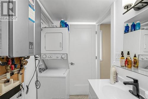 839-841 Langlois, Windsor, ON - Indoor Photo Showing Laundry Room