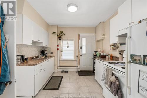 839-841 Langlois, Windsor, ON - Indoor Photo Showing Kitchen With Double Sink