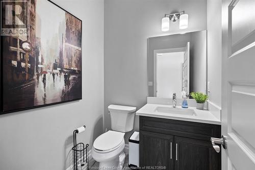 132 Lane Street, Essex, ON - Indoor Photo Showing Bathroom