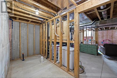 132 Lane Street, Essex, ON - Indoor Photo Showing Basement